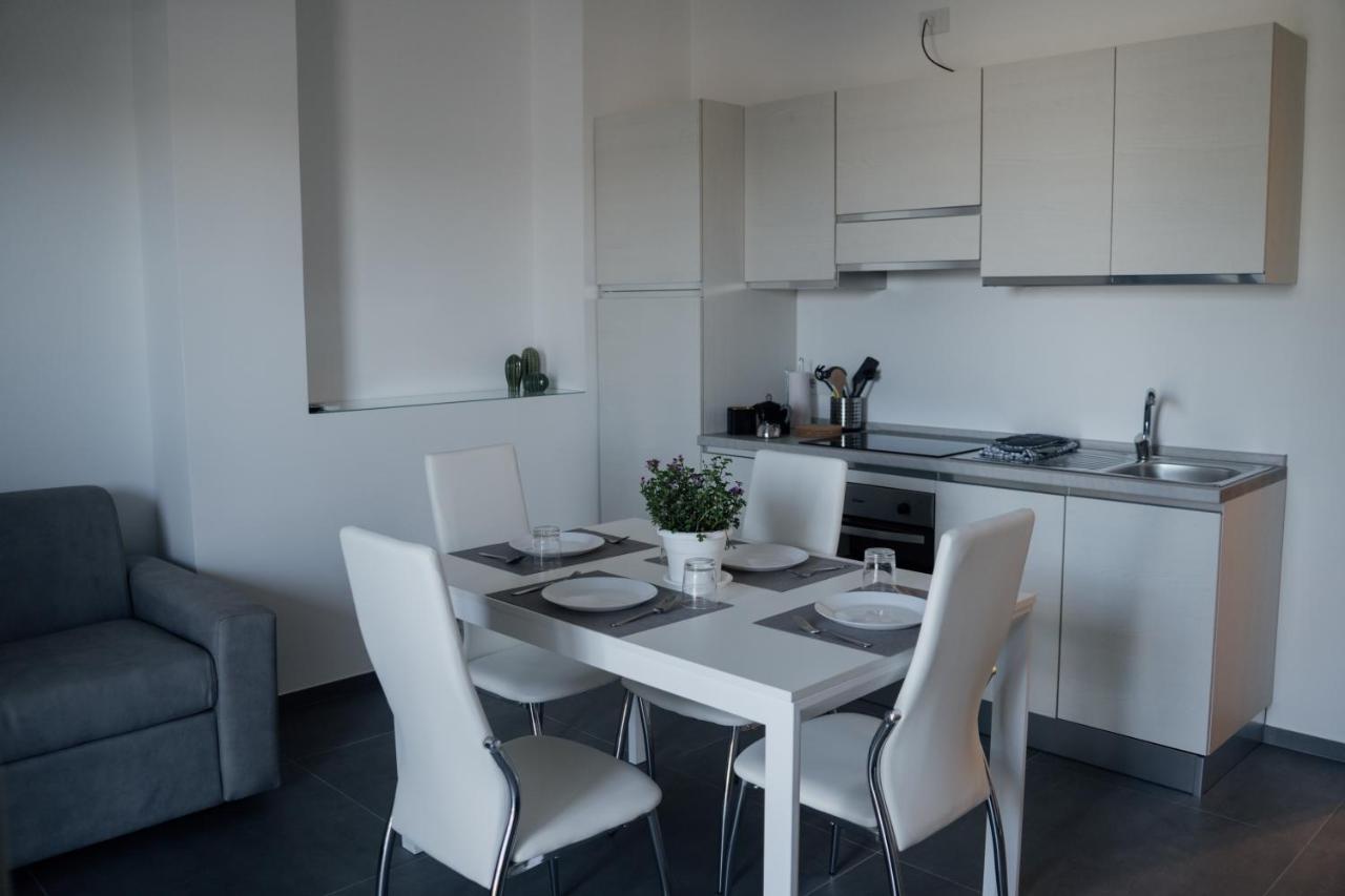 Domus Residence - Lucrezio - Барі Екстер'єр фото